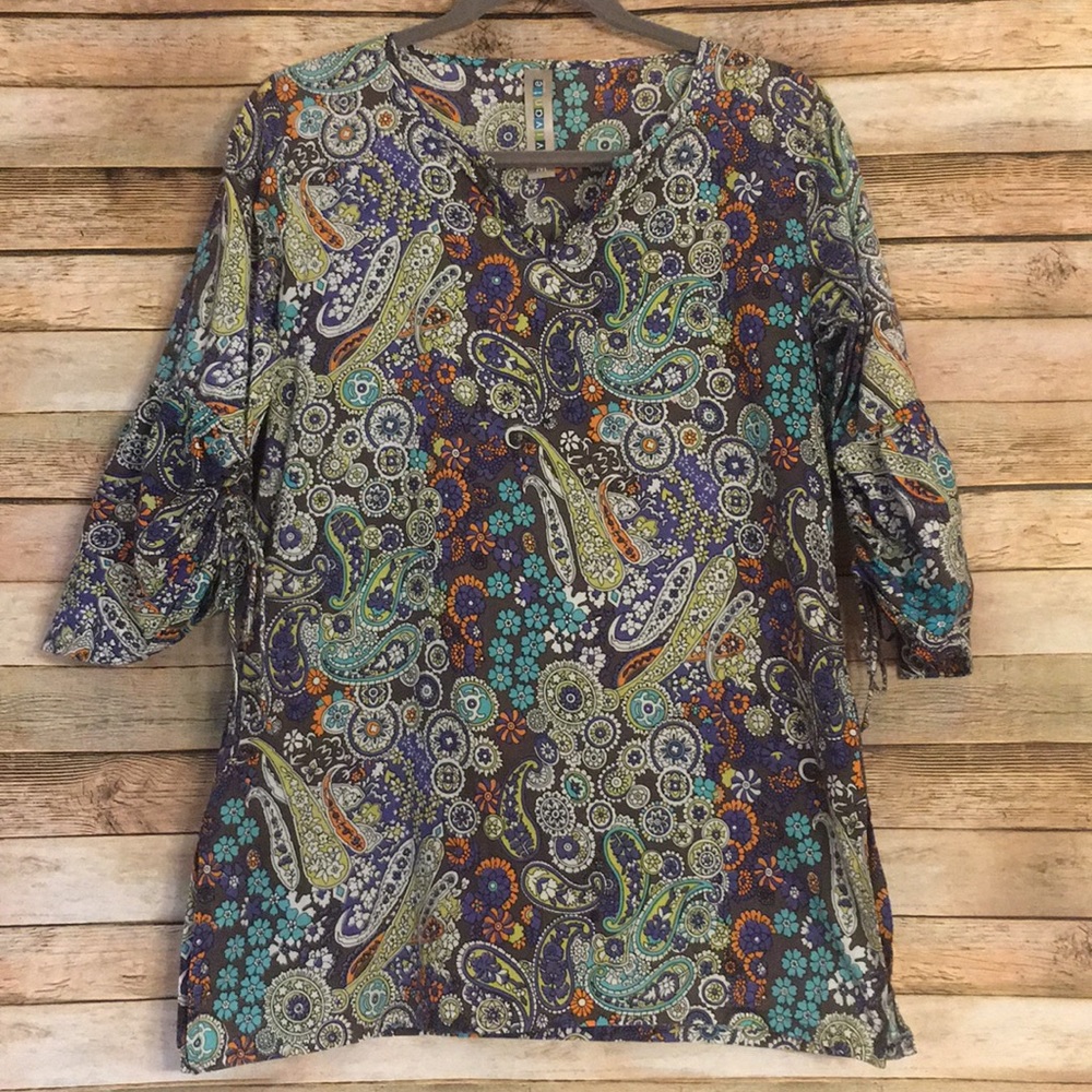 Size M Vivante Paisley Print Tunic
